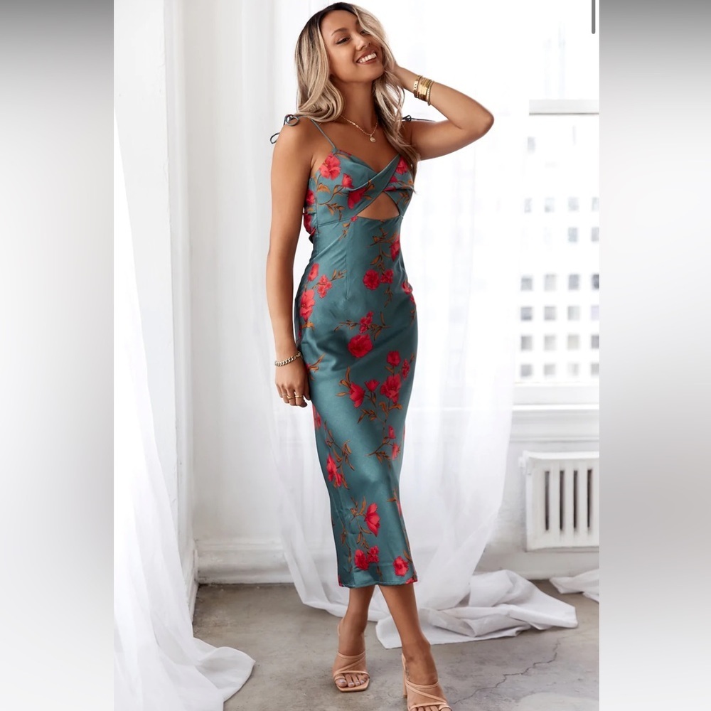 Hello Molly Fool Me Once Dress NWT XS S M. VIRAL tik tok - Picture 2 of 10